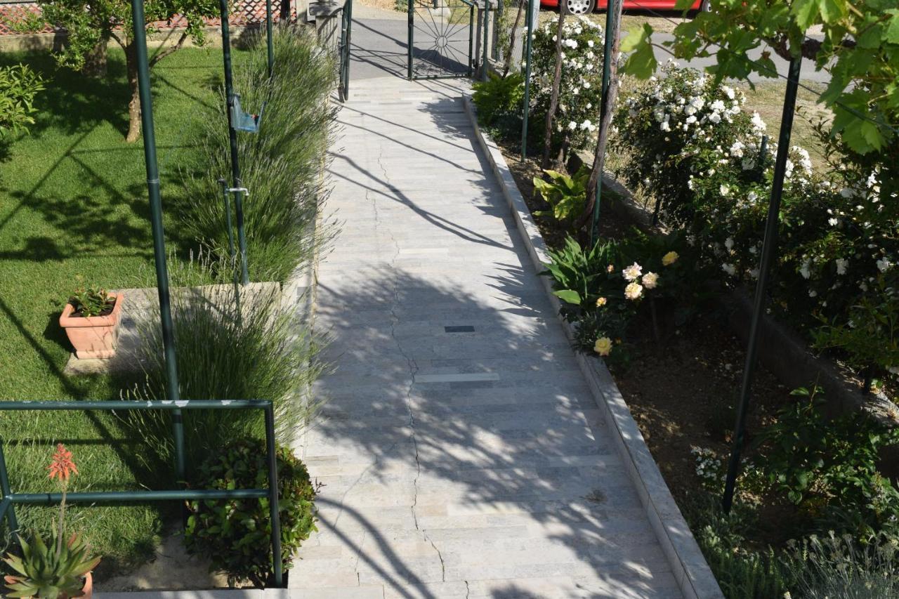 Apartments With A Parking Space Rab - 12383 Banjol ภายนอก รูปภาพ